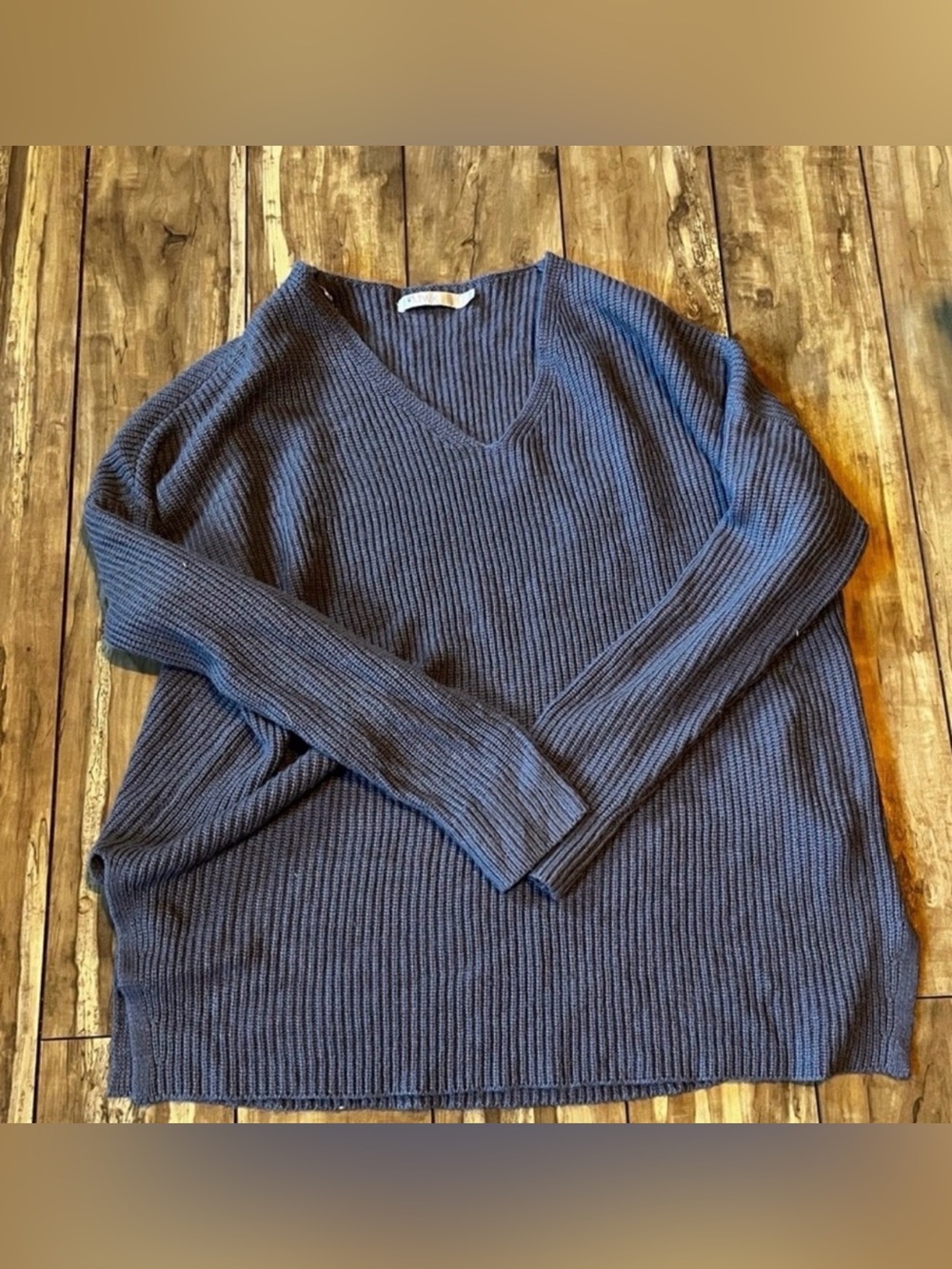 Twik Oversized Purple Wide-Ribbed V-Neck Sweater in Size Medium